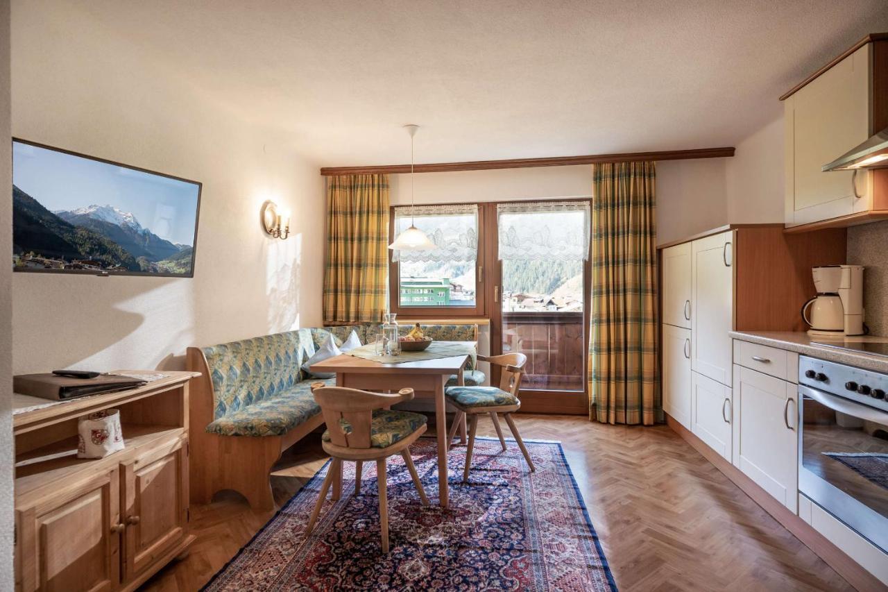 Haus Penkenblick Apartment Mayrhofen Luaran gambar