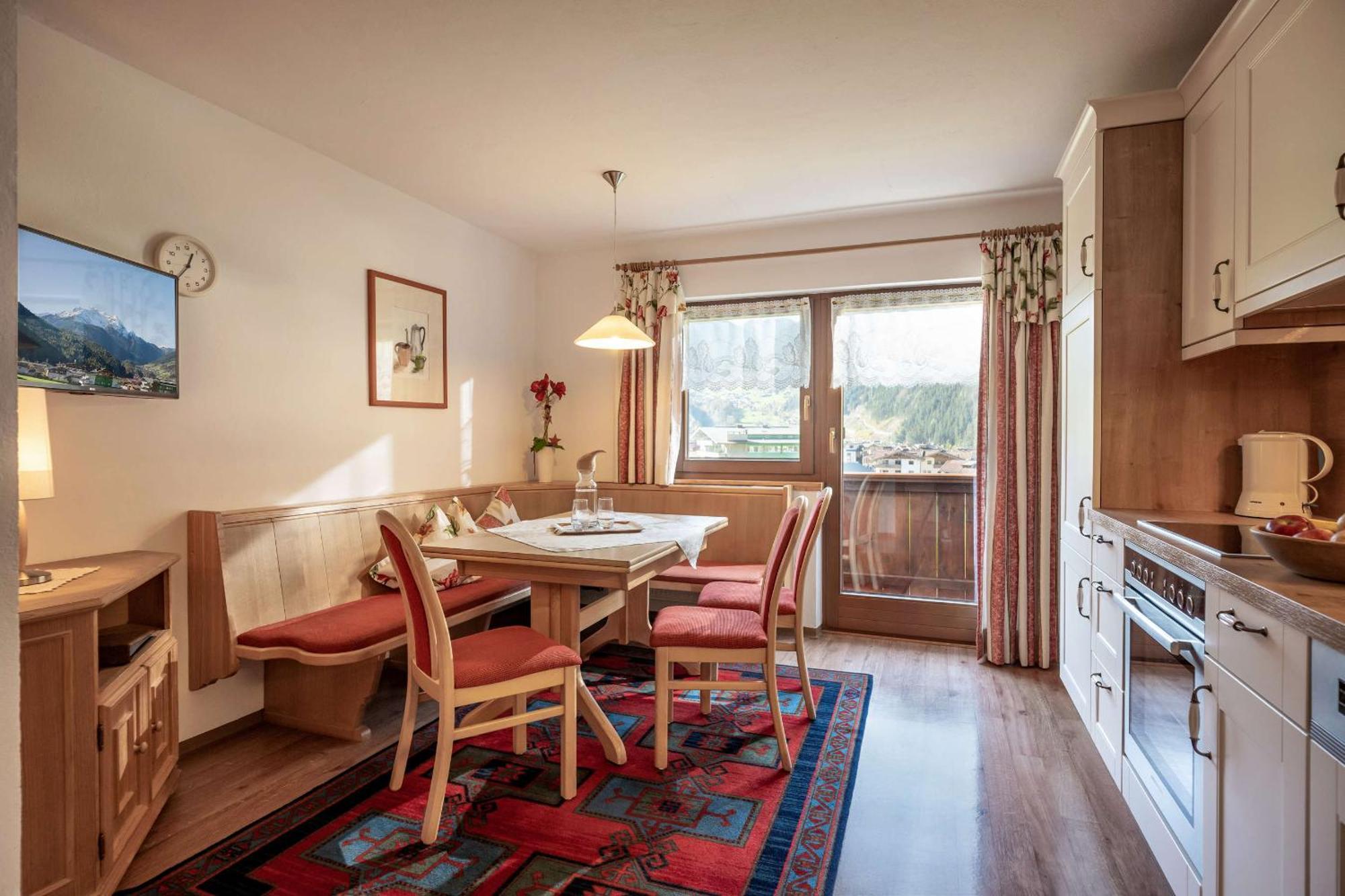 Haus Penkenblick Apartment Mayrhofen Luaran gambar